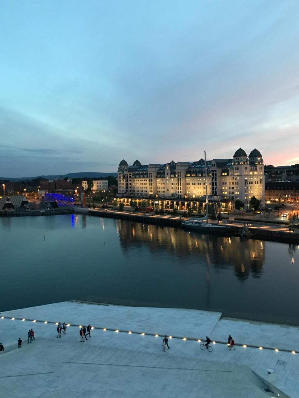 City Center Oslo- Venice Apartment Sea Side Three-Bedrooms And Two Toilettes Bagian luar foto